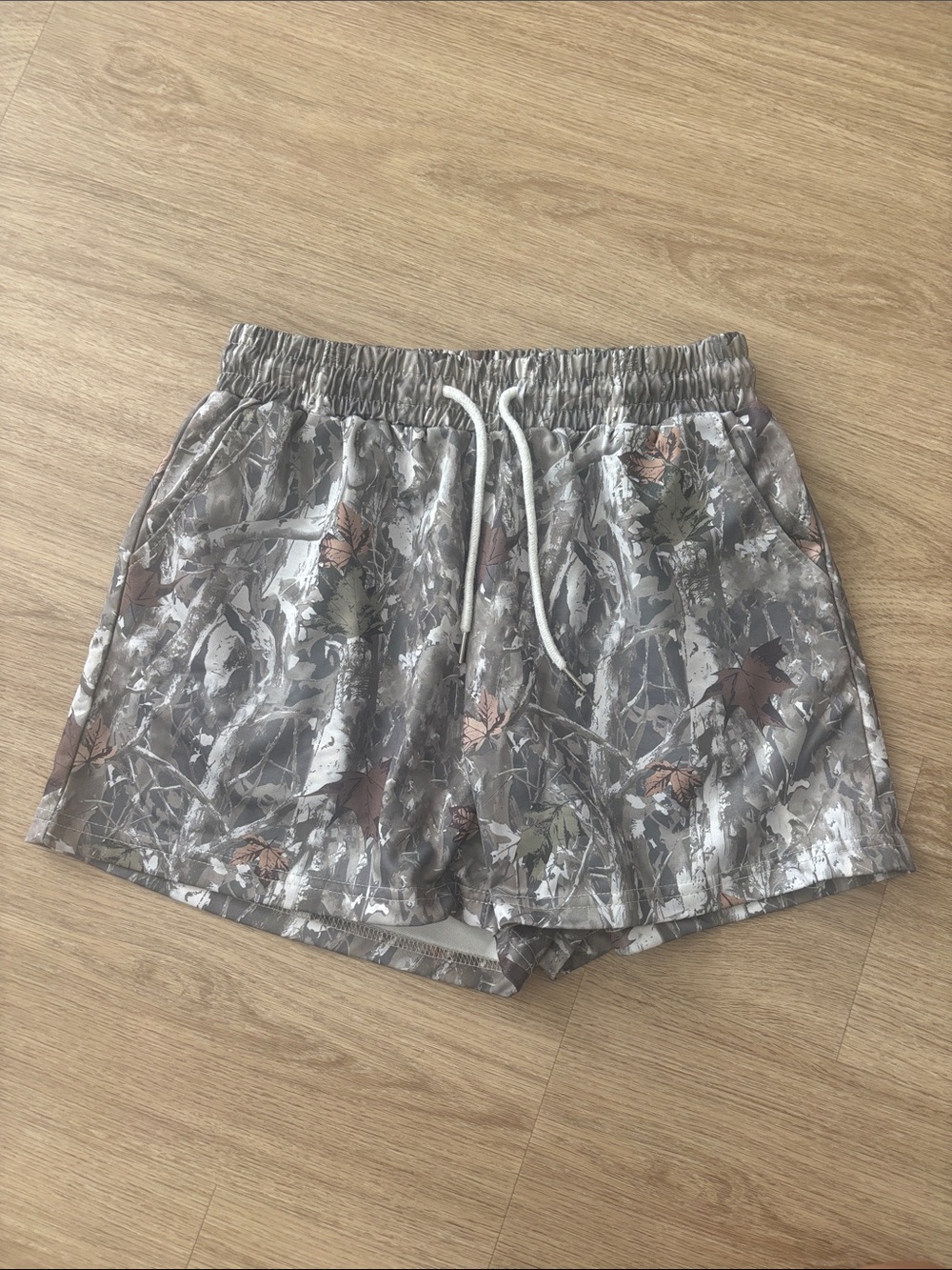 Amazon Women’s Camo Hunting Print Elastic Waist Shorts